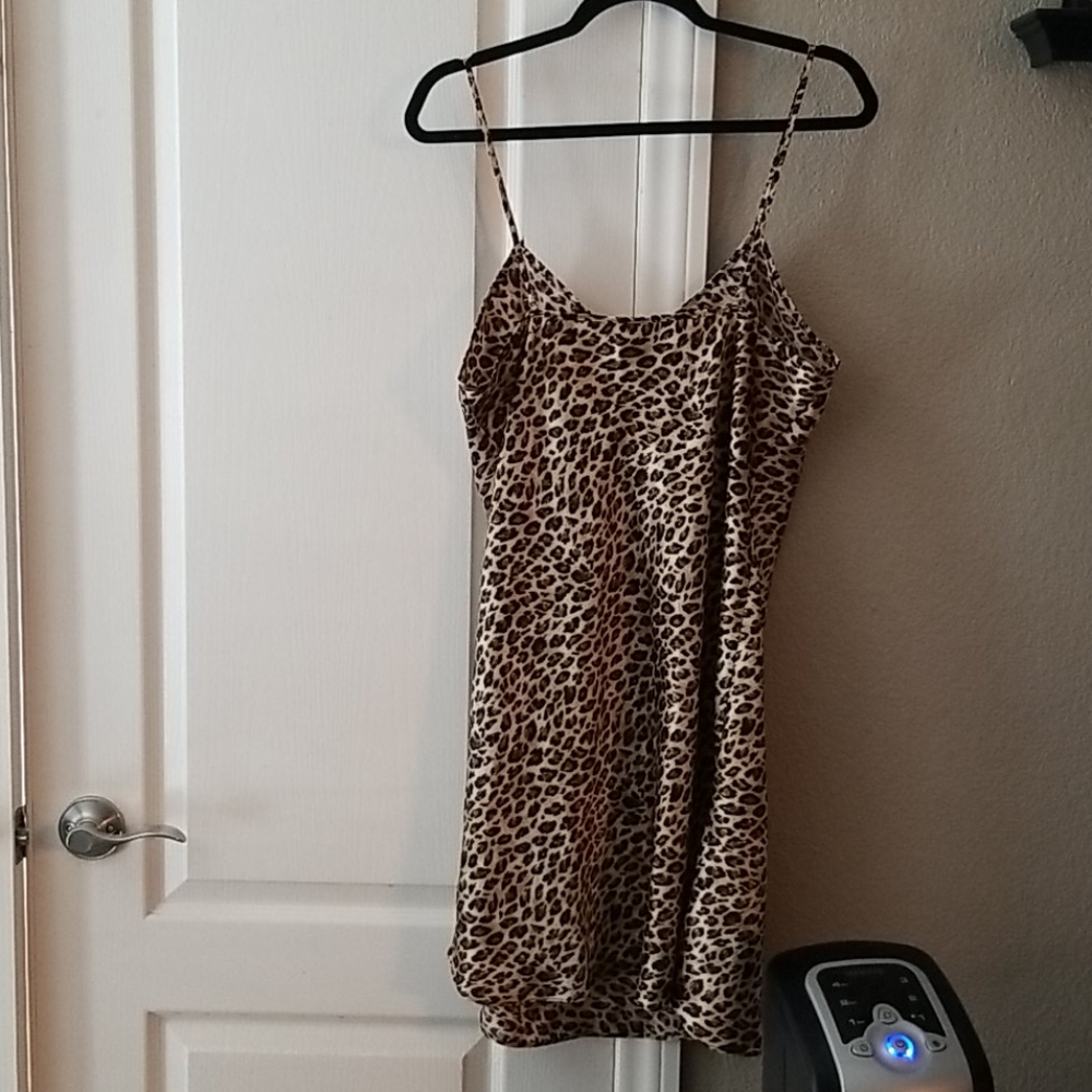 Leopard print - Picture 4 of 6